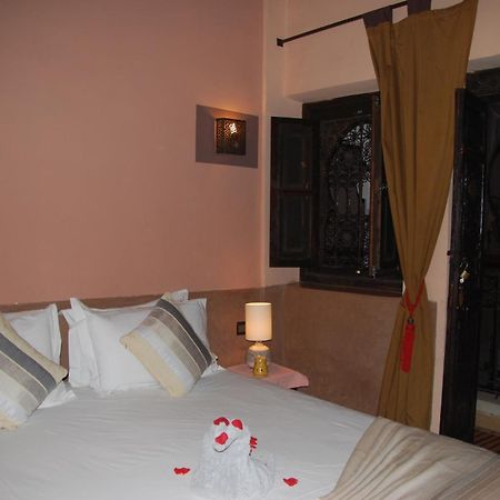 Riad Des Etoiles มาร์ราเกช ห้อง รูปภาพ