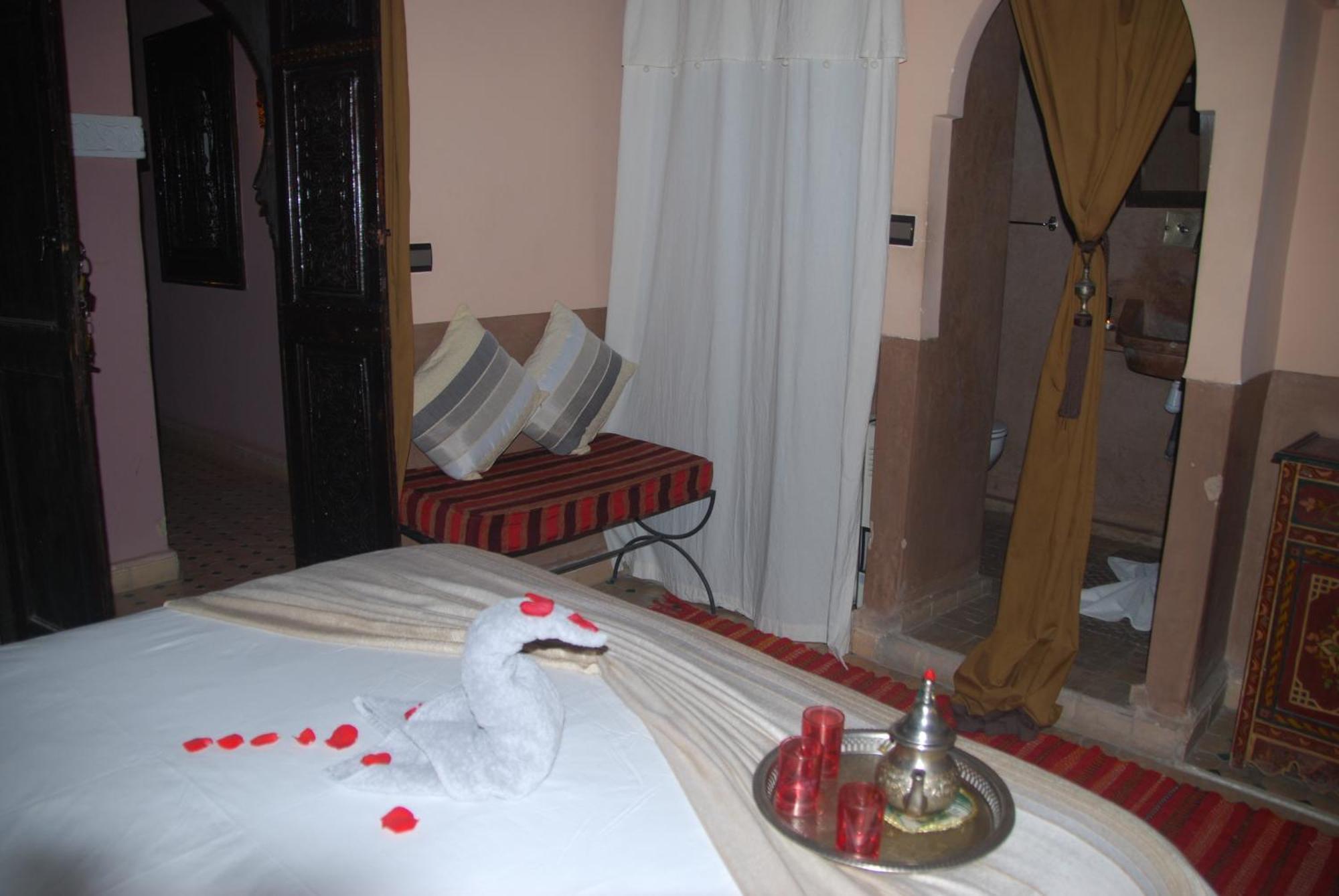 Riad Des Etoiles มาร์ราเกช ห้อง รูปภาพ
