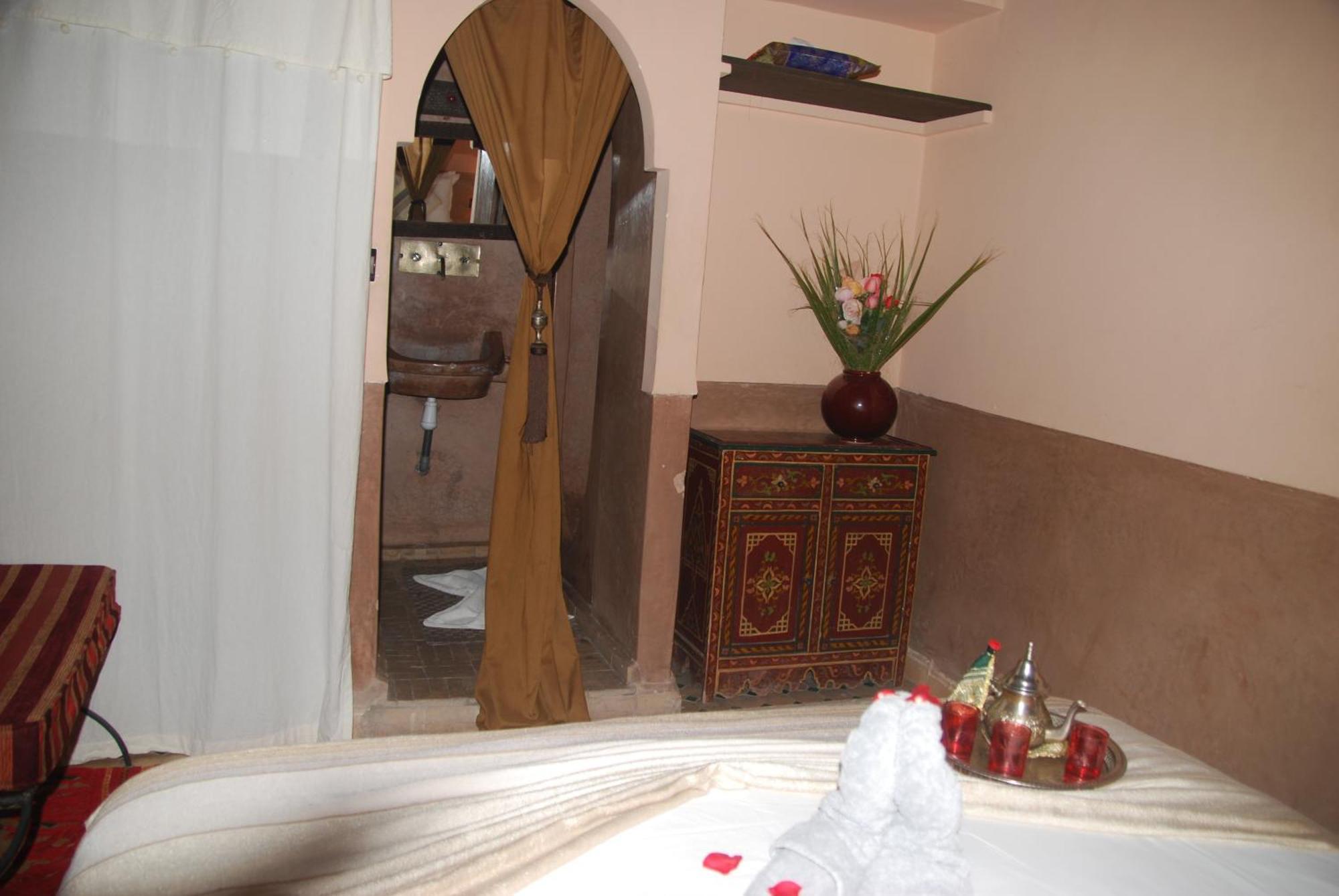 Riad Des Etoiles มาร์ราเกช ห้อง รูปภาพ